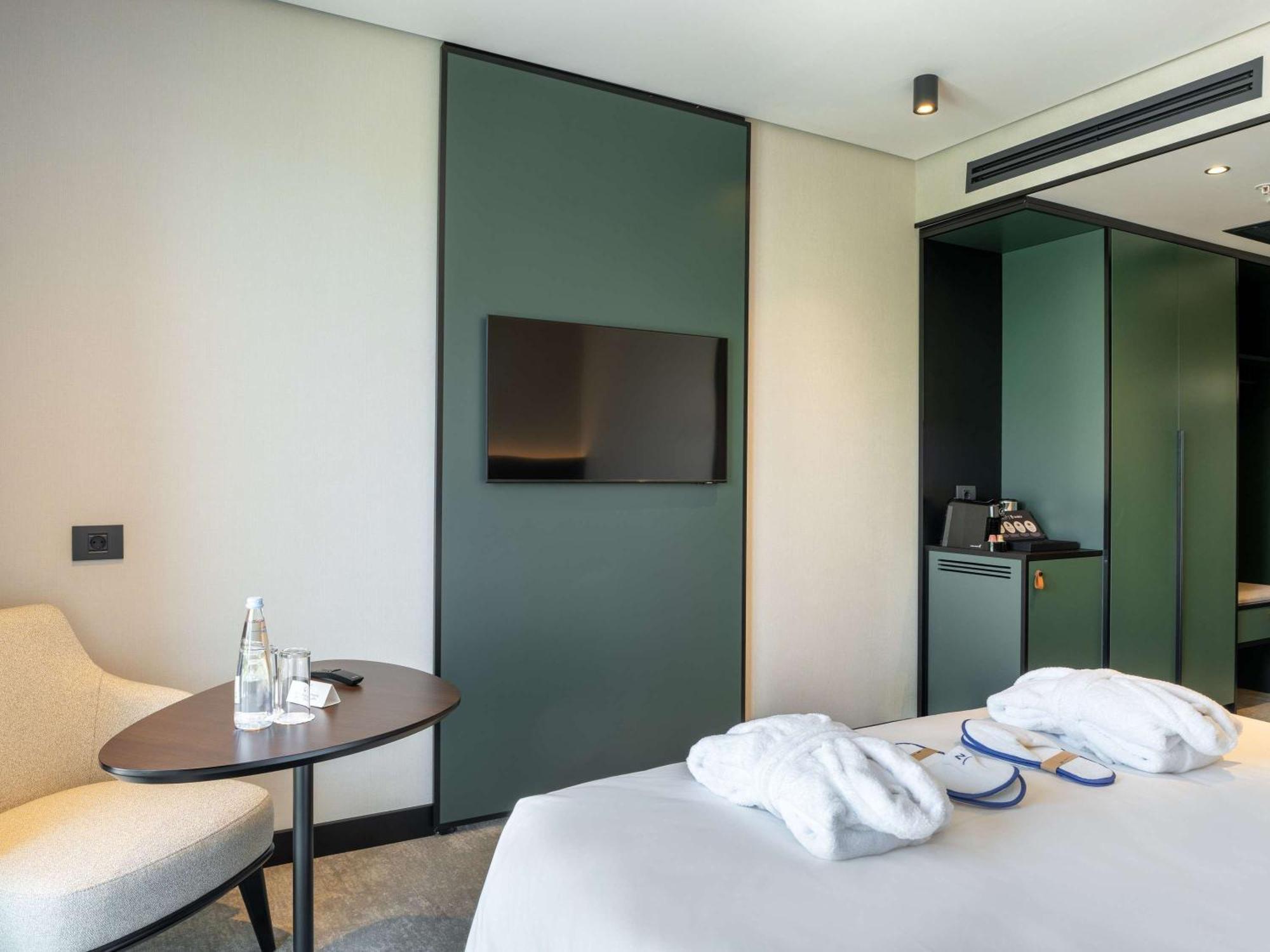 Novotel Tbilisi Center Zewnętrze zdjęcie