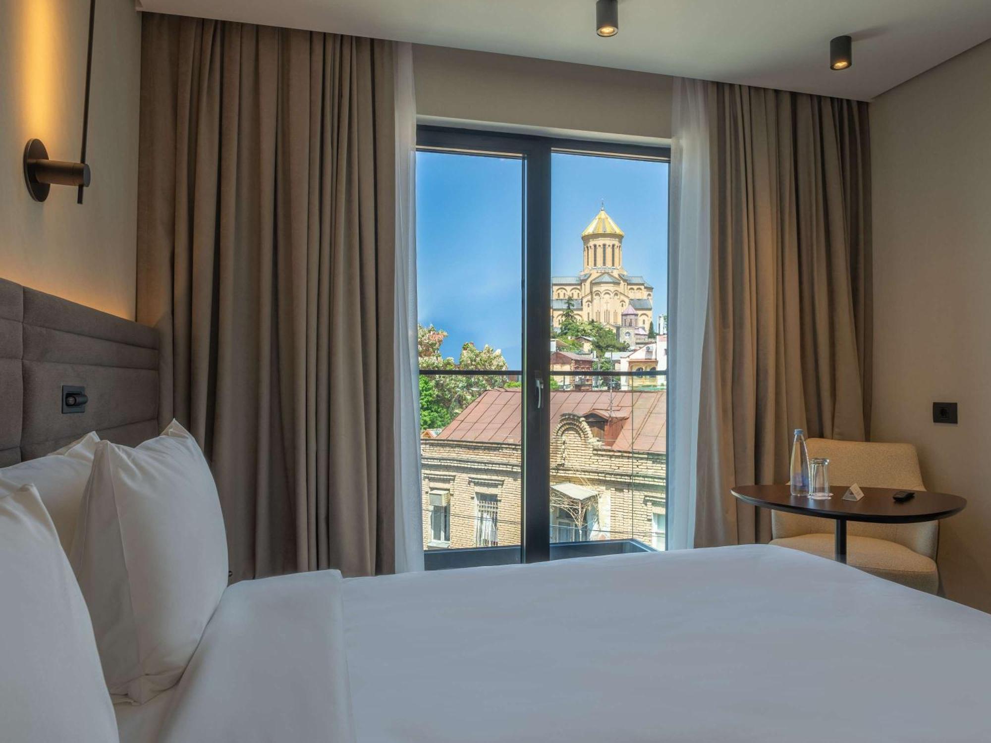 Novotel Tbilisi Center Zewnętrze zdjęcie