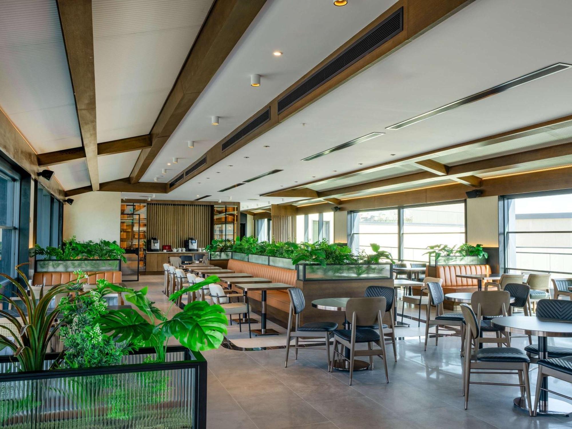 Novotel Tbilisi Center Zewnętrze zdjęcie