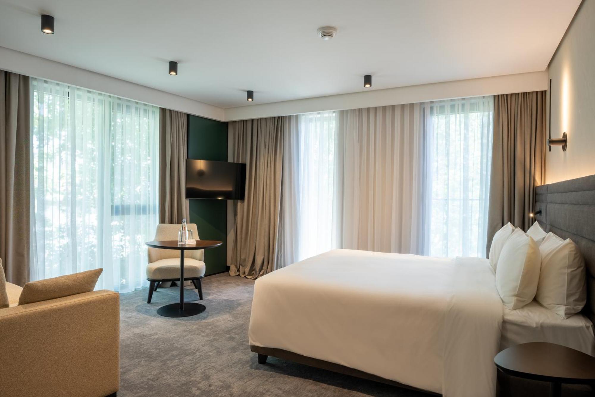 Novotel Tbilisi Center Zewnętrze zdjęcie