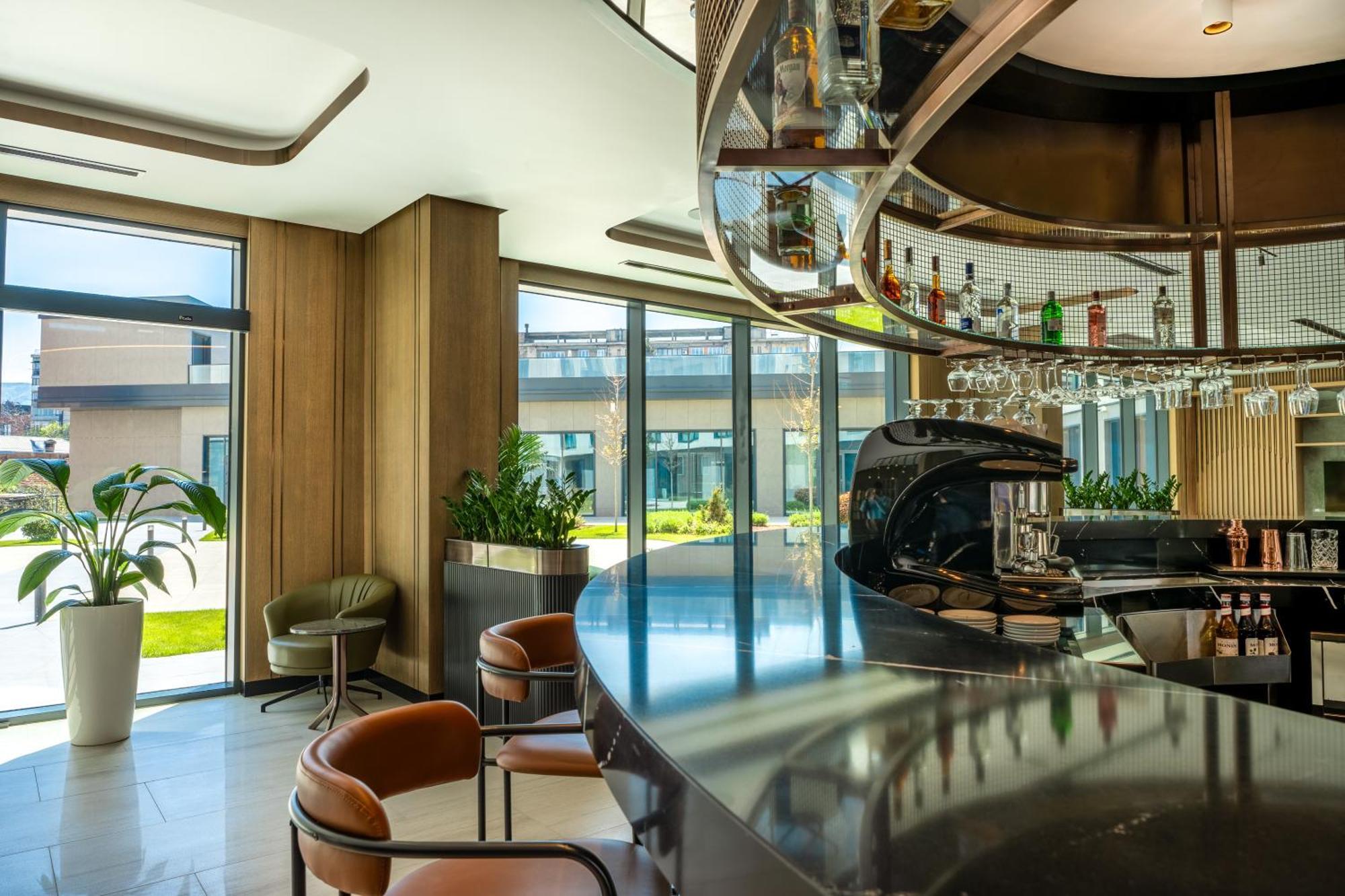 Novotel Tbilisi Center Zewnętrze zdjęcie